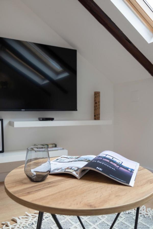 Modern Loft With Gallery In City Center Zagreb Buitenkant foto